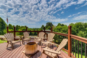 Murphy Cabin with Fire Pit and Mountain Views!